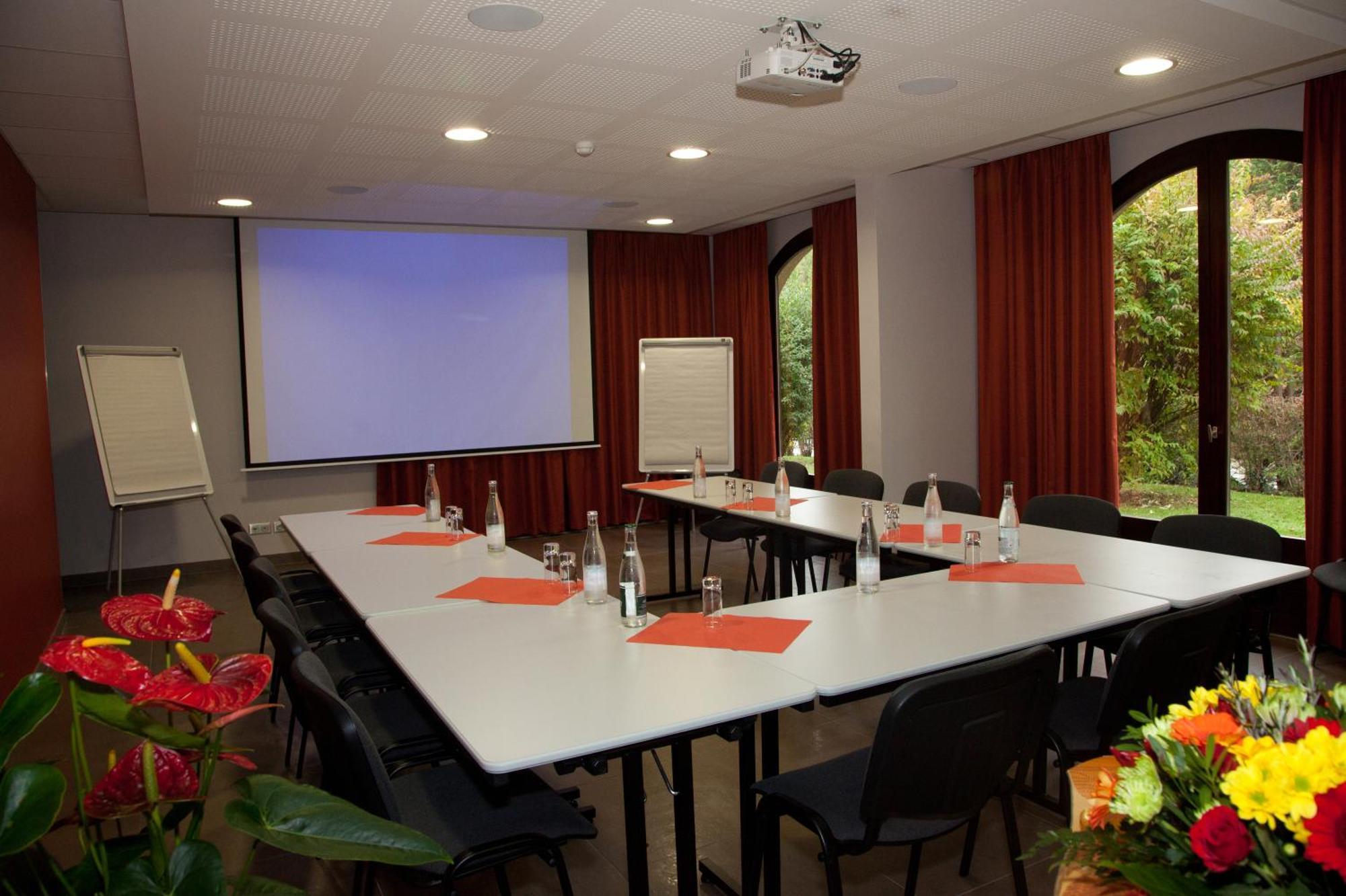 Albhotel Grill Hotel